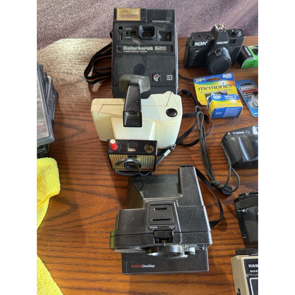 vintage Camera And Flash Lot Kodak Polaroid Canon Untested - Picture 2 of 14